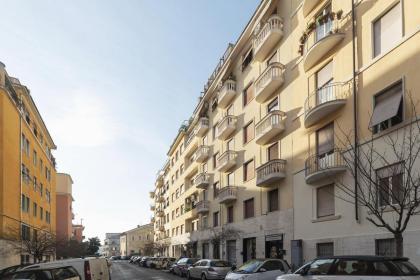 Piazza Bologna Comfortable Apartments - image 25