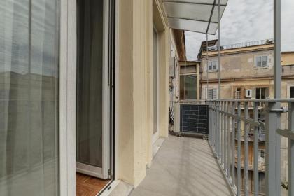 Rione Prati Elegant Apartment with Balcony - image 26