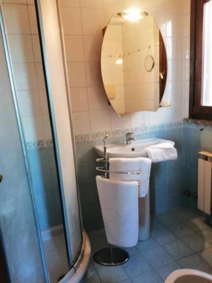 luxury 3-Bedrooms villa near the sea in Rome - image 25