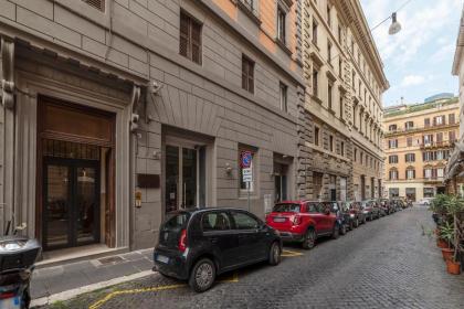 Termini Central and Elegant Apartment - image 27