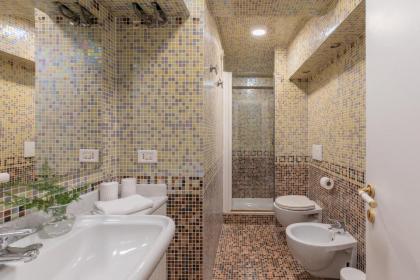 iFlat Light Apartment near the Colosseum - image 22