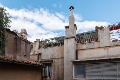 Piazza Navona Penthouse - image 29