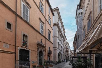 Piazza Navona Penthouse - image 30