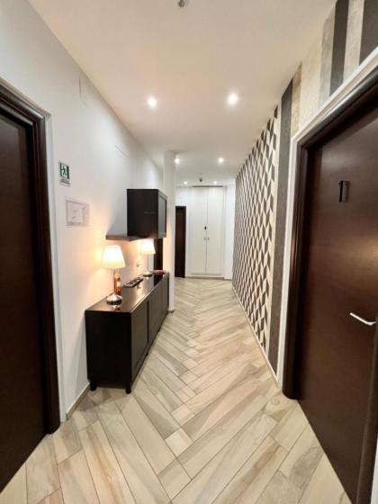 Vatican Luxury Suite - image 14