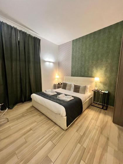 Vatican Luxury Suite - image 8