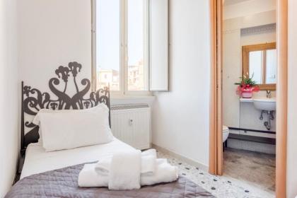 AmoRoma Home - image 30