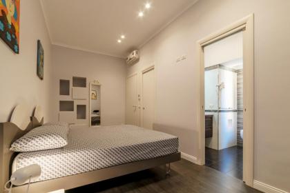 Piazza del Popolo Apartment with View - image 21