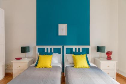 iFlat Spanish Steps Blue Apartment - image 23