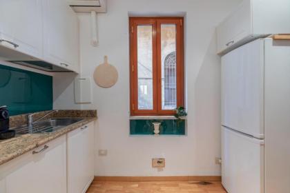 iFlat Spanish Steps Blue Apartment - image 29