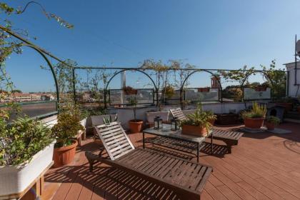 Roof Terrace Gleizer Saint Peter's - image 28