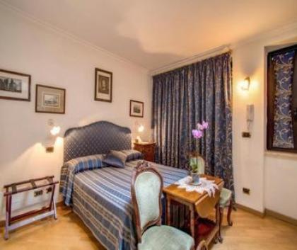 Navona Garden Suites - image 11