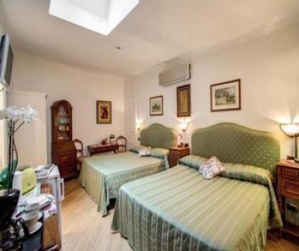 Navona Garden Suites - image 3