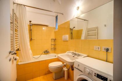 Colosseo view Suite - image 30