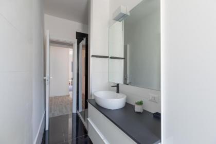 iFlat Trastevere Industrial Apartment - image 8