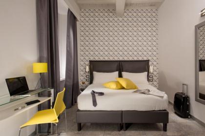 GCF Luxury Suites Guest house - image 21