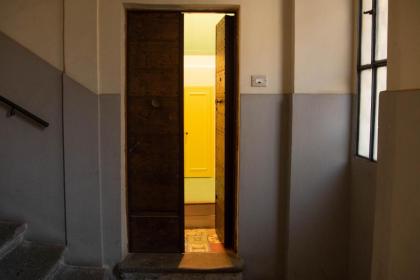Trastevere Colorful Apartment with Terrace! - image 23