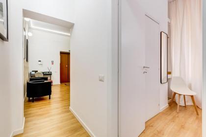 ORAZIO INN SUITE - image 23
