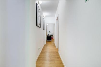 ORAZIO INN SUITE - image 25