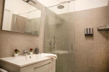 JN holiday home - image 16