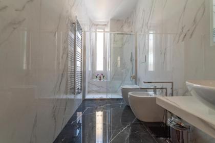 Nuances The Colosseum Apartment - image 25