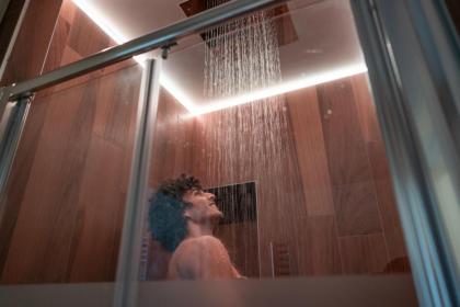 Nuances The Colosseum Apartment - image 30