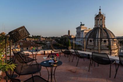 H10 Palazzo Galla - image 30