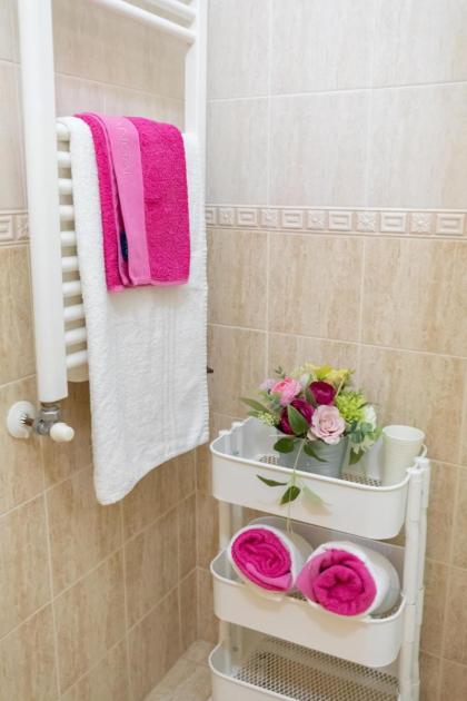Cozy and Chic Suite near Campo de Fiori - image 27