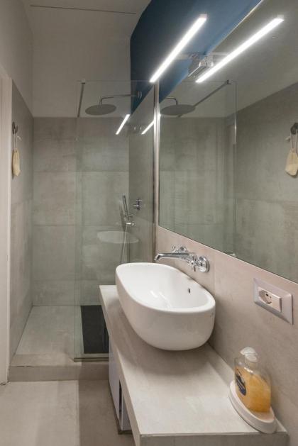 Rione Monti Studio Apt with private garden - image 2