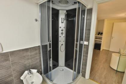 Grottini Luxury Suites ~ Pantheon - image 10
