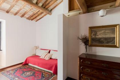 Monti Sweet Apartment - image 30