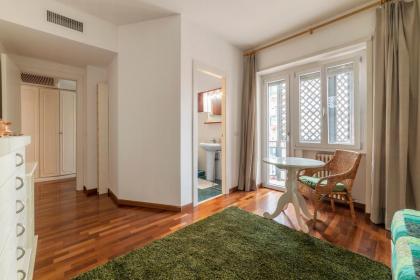 Cipro Apartment with balconies - image 24