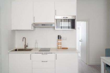 White Gioberti Apartments - image 22