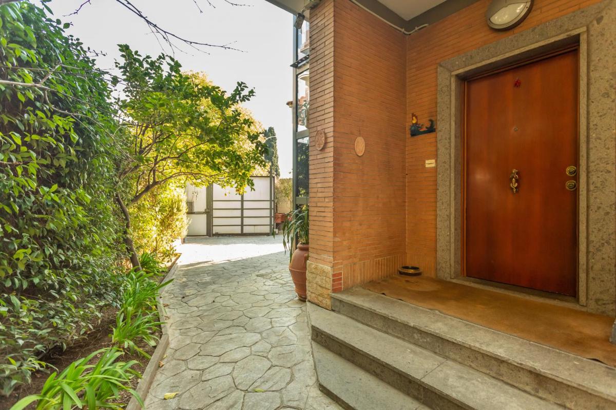 St Peter's Spacious 3 BDR with Private Parking and Garden - main image
