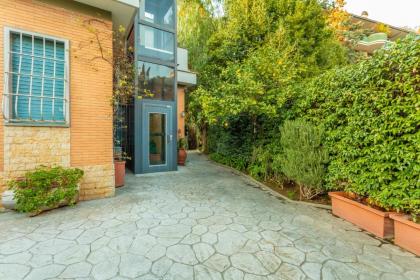 St Peter's Spacious 3 BDR with Private Parking and Garden - image 25