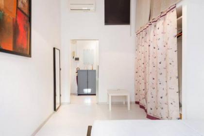 Giulio Cesare Cozy Apartment - image 11