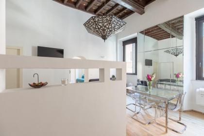 iFlat Bright apartment near Piazza di Spagna - image 24