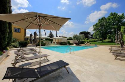 Luxury Aurelia Apartment with Swimming Pool - image 19
