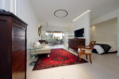 Luxury Aurelia Apartment with Swimming Pool - image 23