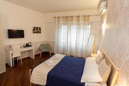 Aurelio Deluxe Rooms - image 26
