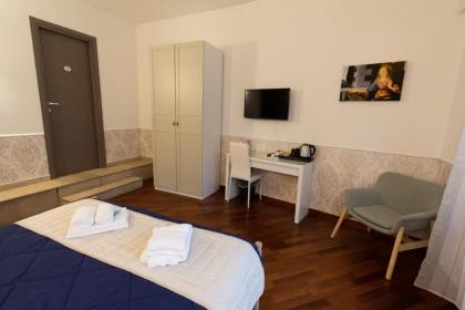 Aurelio Deluxe Rooms - image 27