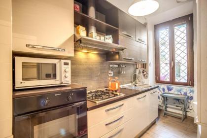 Pellegrino Piazza Navona Apartment - image 25