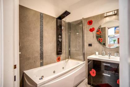 Pellegrino Piazza Navona Apartment - image 28