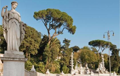 Amazing apartment in Roma with WiFi and 2 Bedrooms - image 23