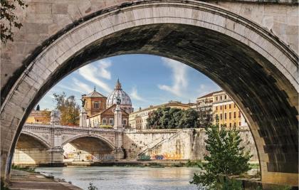Amazing apartment in Roma with WiFi and 2 Bedrooms - image 26