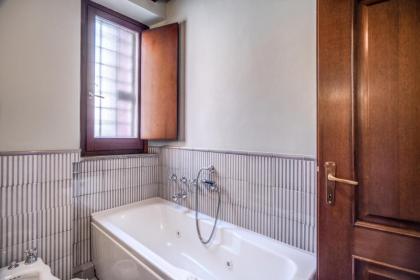 Sant'eligio attic with exclusive terrace campo di fiori - image 25