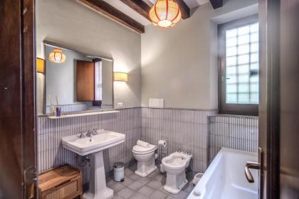 Sant'eligio attic with exclusive terrace campo di fiori - image 27