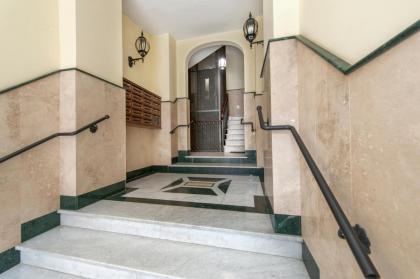Beautiful Large 3-Bedroom Apartment near Termini - image 22