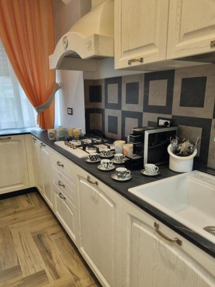 Carpegna Suite 92 Apartment Wellness e Spa - image 22