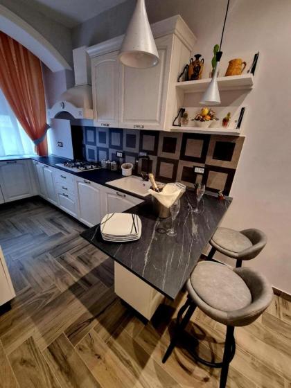 Carpegna Suite 92 Apartment Wellness e Spa - image 24