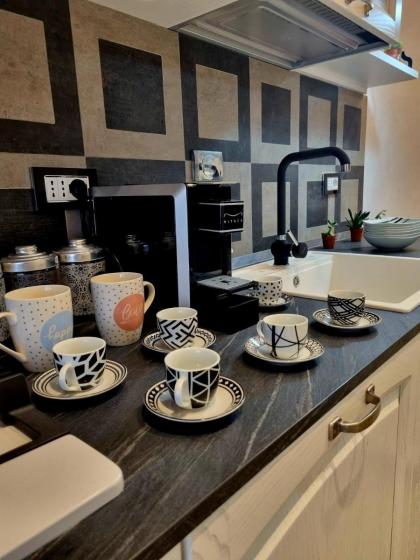 Carpegna Suite 92 Apartment Wellness e Spa - image 25
